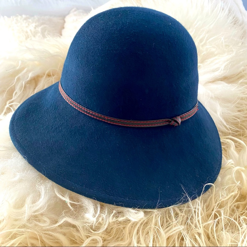 Navy blue Goorin Bros asymmetrical hat